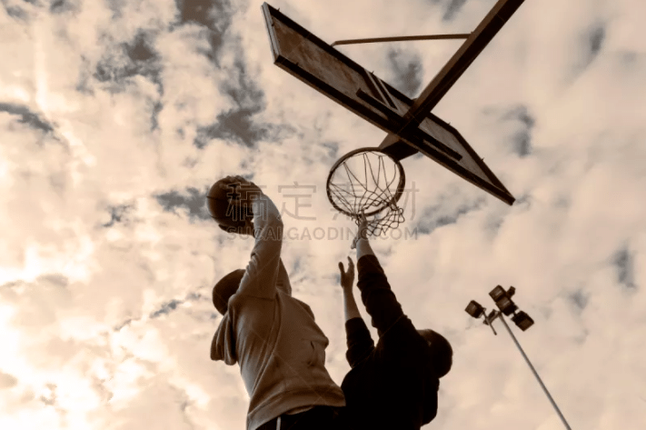 艾维3+1绝杀活塞送国王5连败 开拓者险胜爵士