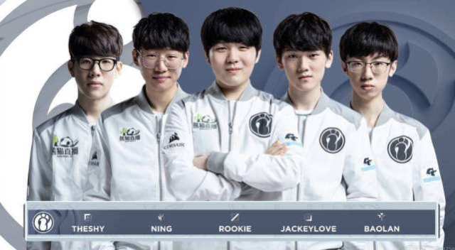 防守前锋 防守前锋