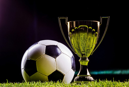 球队工作人 球队工作人