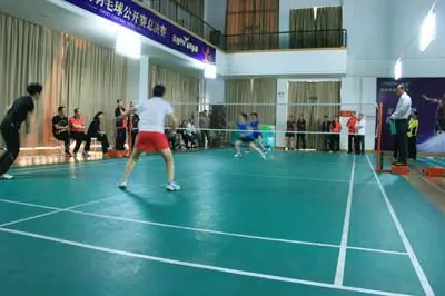 球员并不容 球员并不容