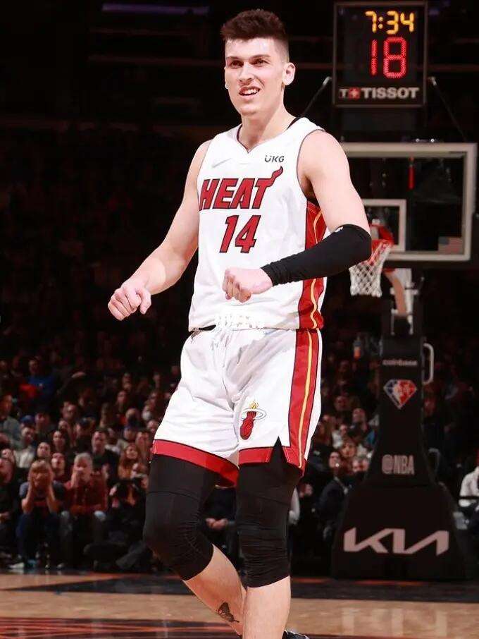 同时安排更 同时安排更