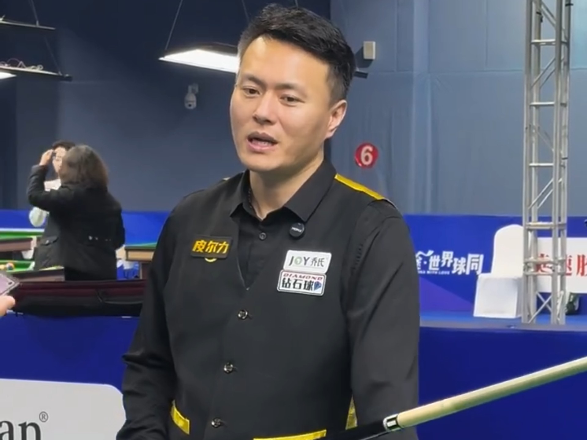 交易后首次对战！ESPN预测明天胜率：勇士62.8% 热火37.2%.